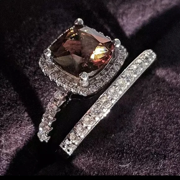 New Women’s Beautiful Set 925 Silver Sapphire Ring - Picture 2 of 2